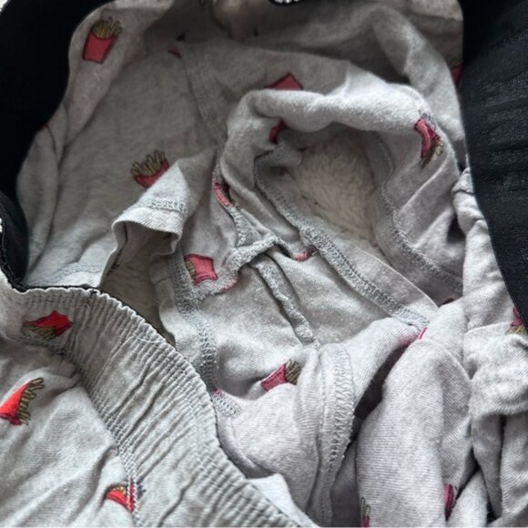 Victoria's Secret PINK | Gray French Fry Sleep Shorts | Size Medium - Picture 3 of 10